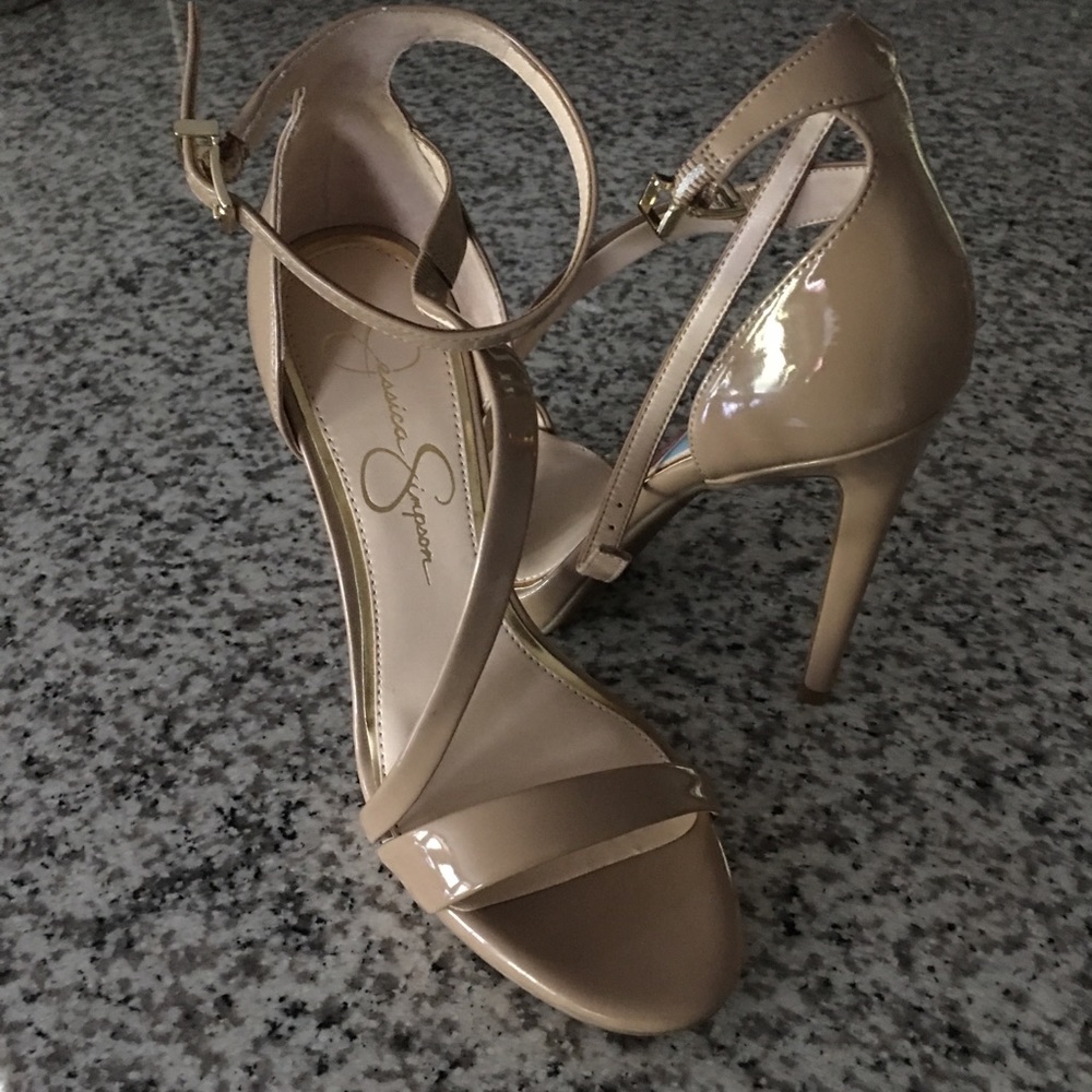 Jessica Simpson Pumps